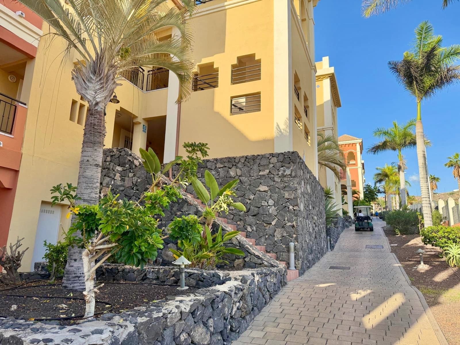 Wyremontowany apartament z wielkim tarasem – Granada Park - zdjęcie 1