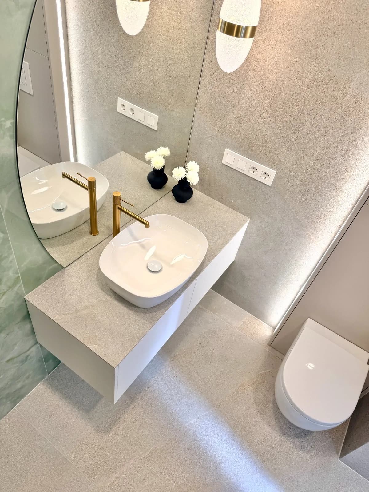 Nowoczesny apartament z balkonem w nadmorskim Los Abrigos - zdjęcie 21