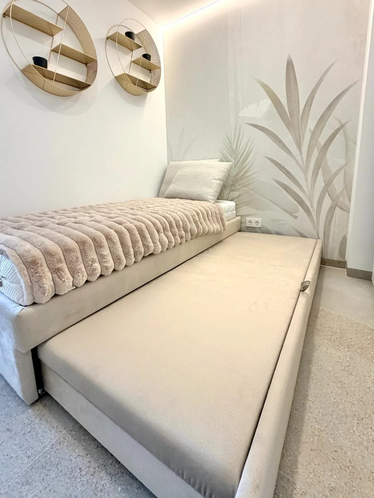 Nowoczesny apartament z balkonem w nadmorskim Los Abrigos - zdjęcie 30